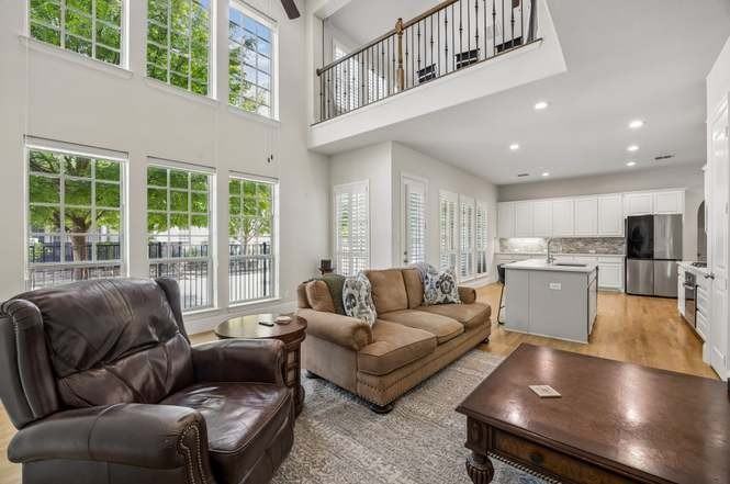 432 Loma Alta Dr #NA - Photo 5 of 26