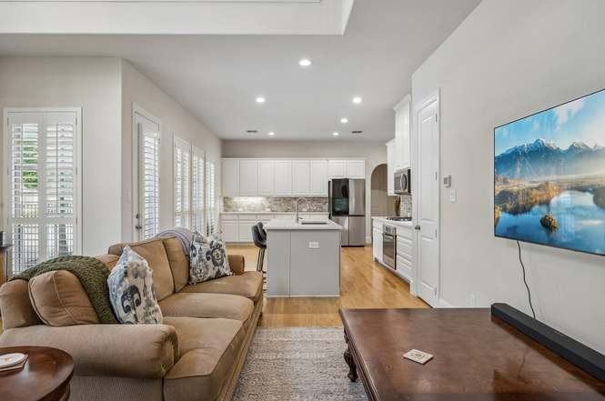 432 Loma Alta Dr #NA - Photo 7 of 26