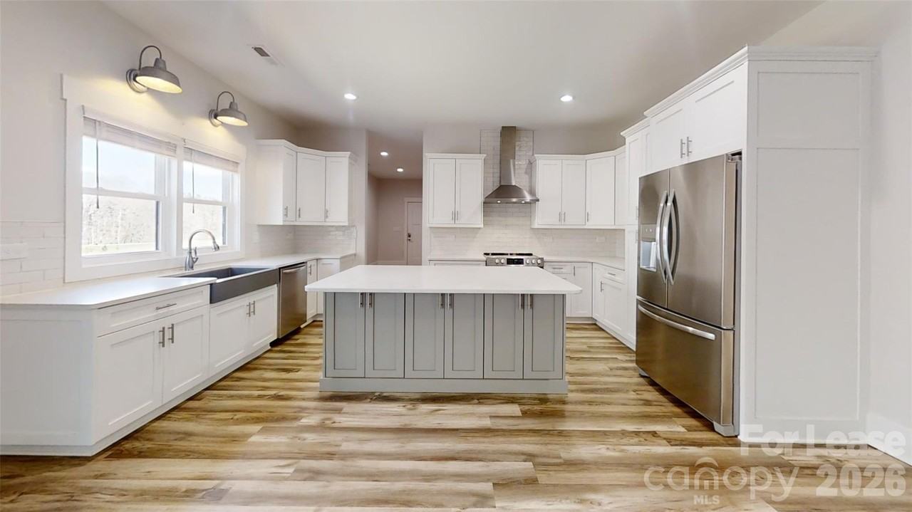 5345 Christopher Rd - Photo 5 of 27