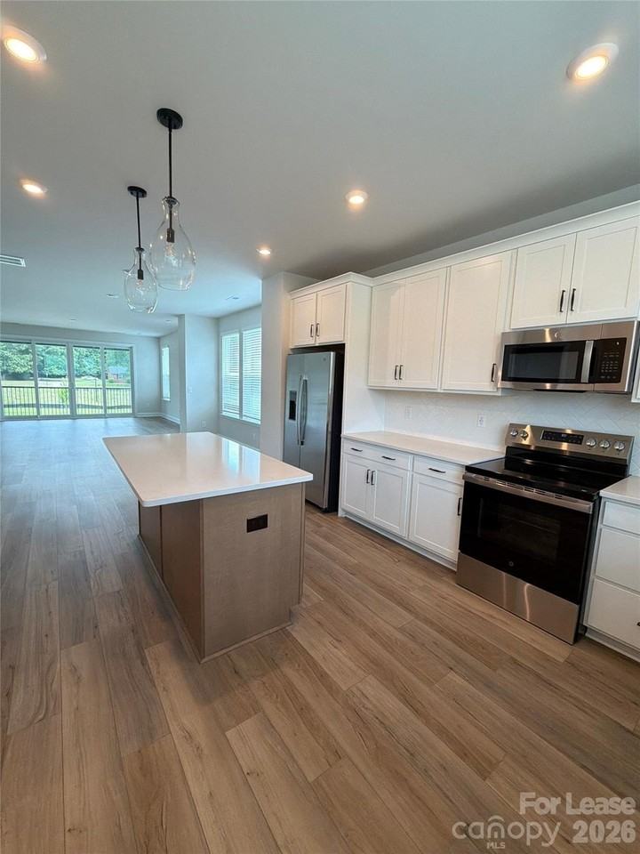 4623 Swan Meadow Ln - Photo 7 of 19