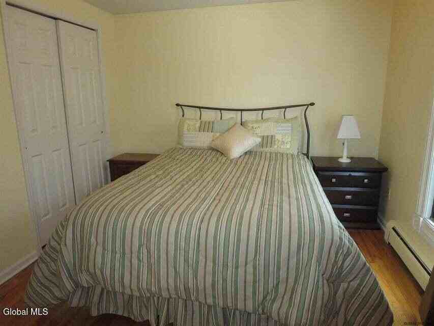 23 George St #B - Photo 5 of 8