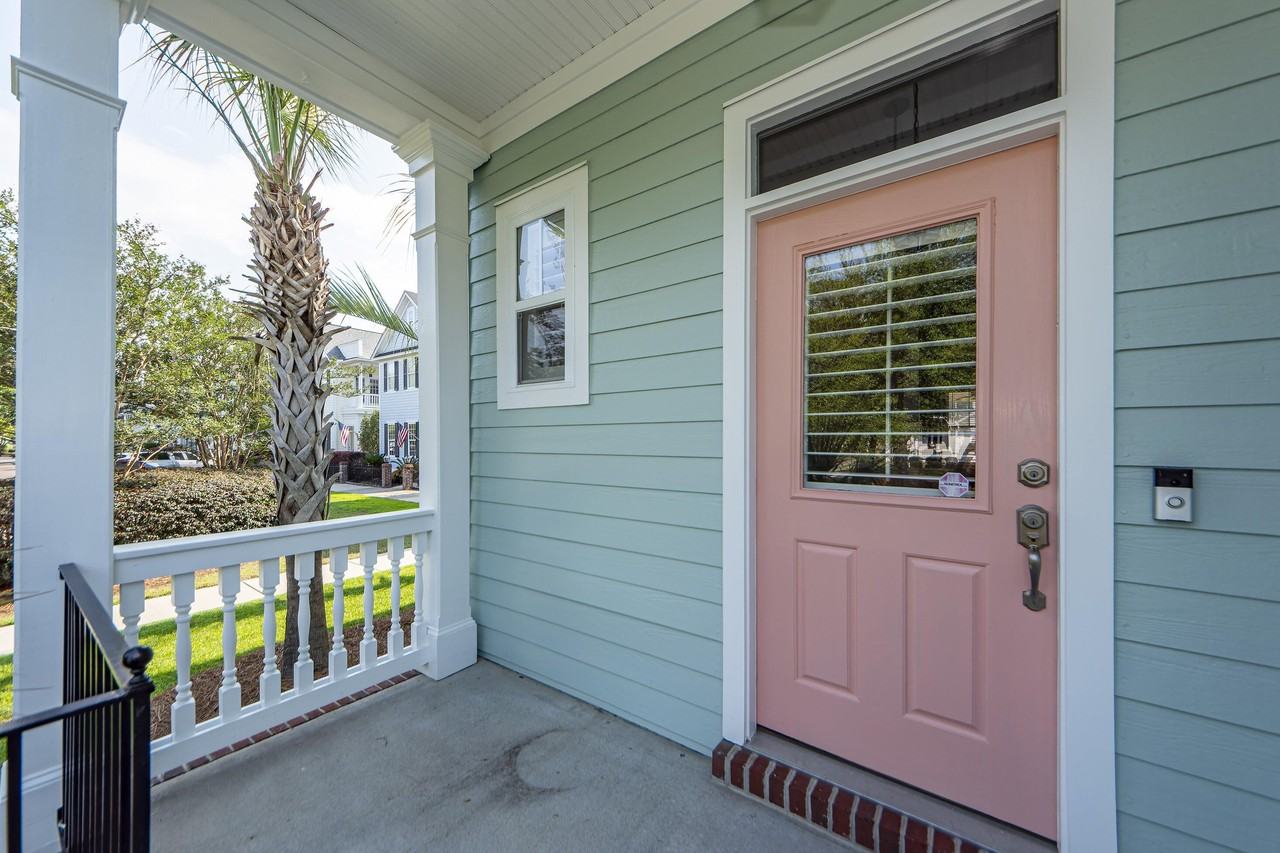 302 White Gables Dr - Photo 3 of 49