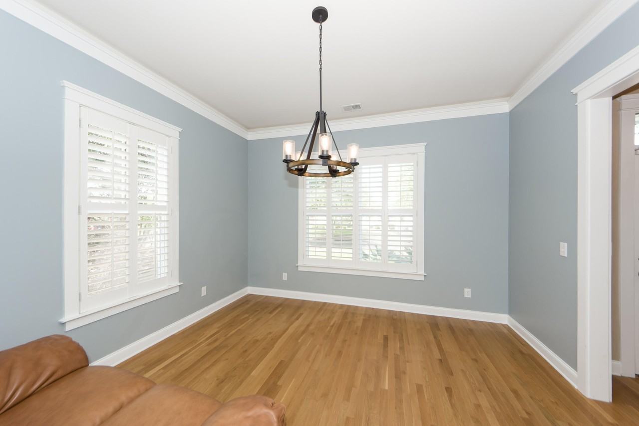 302 White Gables Dr - Photo 7 of 49