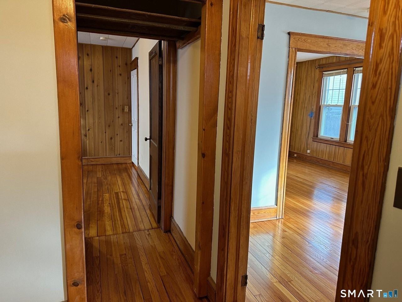 82 Lorenzo St - Photo 2 of 16