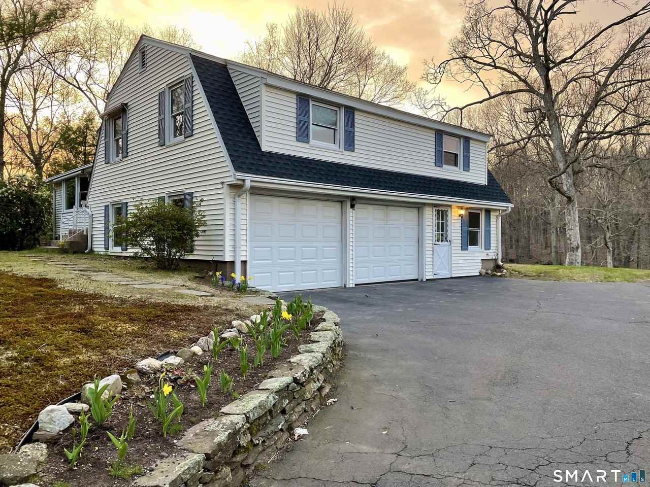 661 Chestnut Hill Rd - Photo 2 of 29