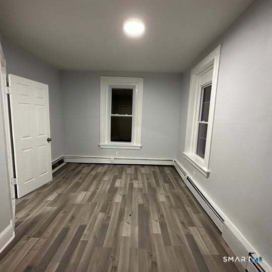 178 Clarence St #2 - Photo 5 of 8