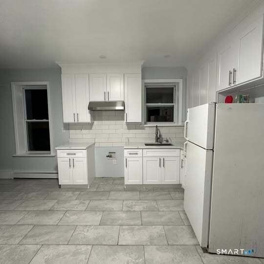 178 Clarence St #2 - Photo 7 of 8