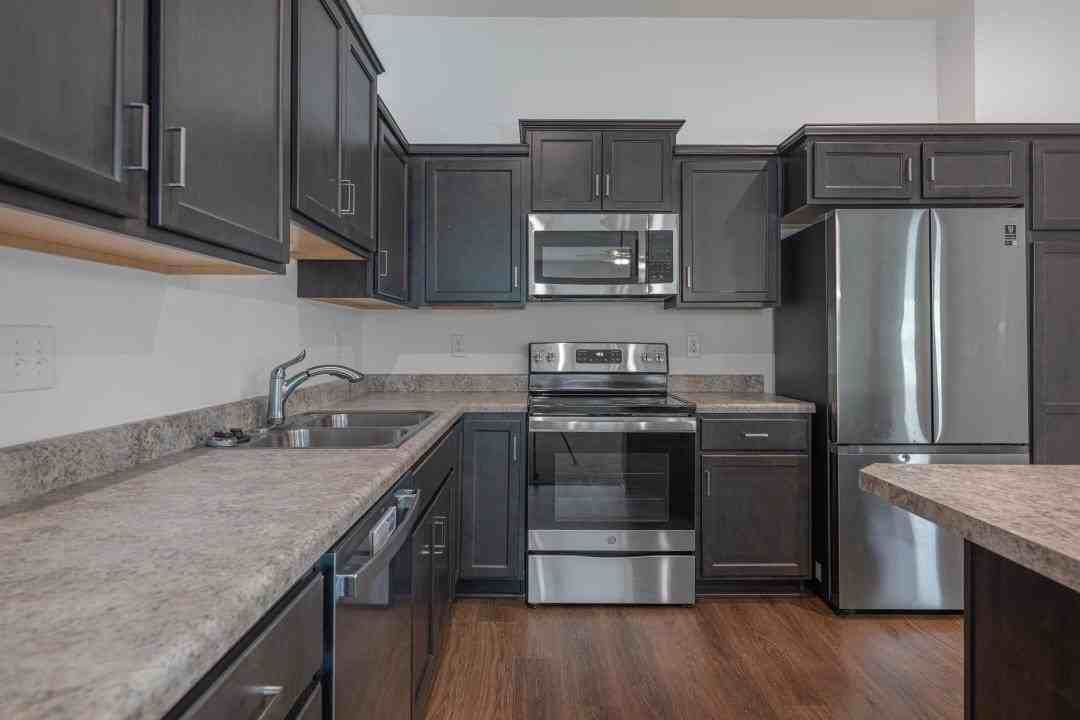 184 Old Pond Rd - Photo 3 of 22