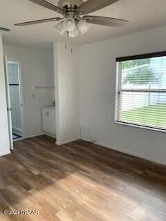 1225 Thomasina Dr - Photo 3 of 11