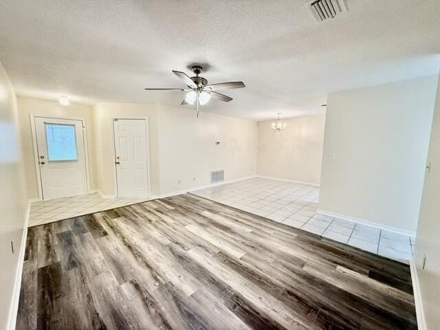 957 Tray Dr - Photo 4 of 24