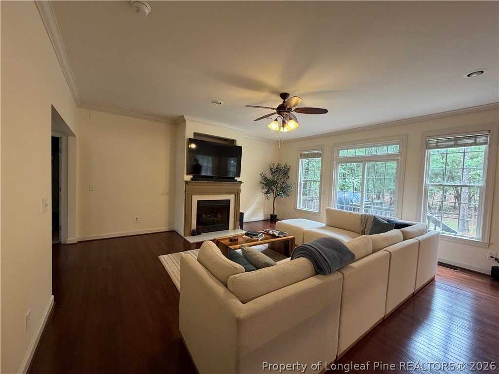 10 Grayson Pl - Photo 4 of 18
