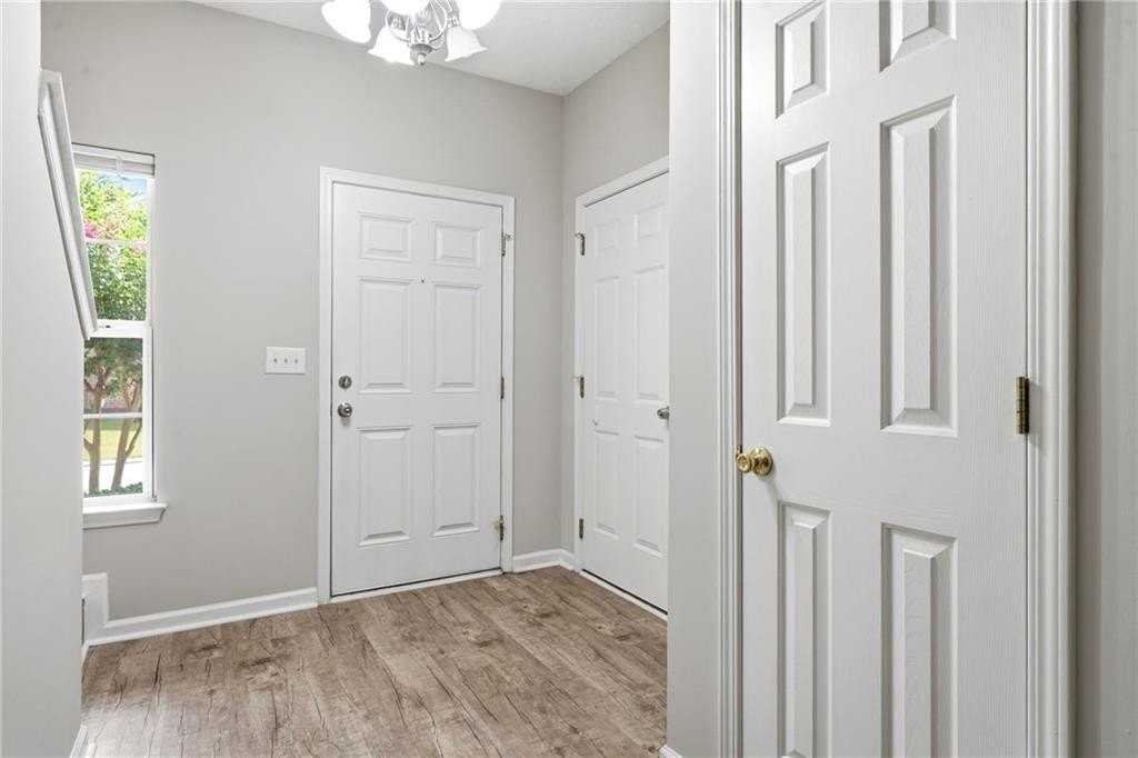 5682 Lawley Dr - Photo 3 of 38