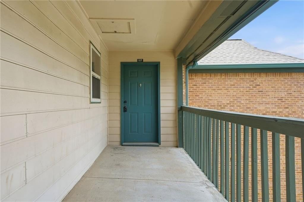 117 Brittany Ct - Photo 4 of 33
