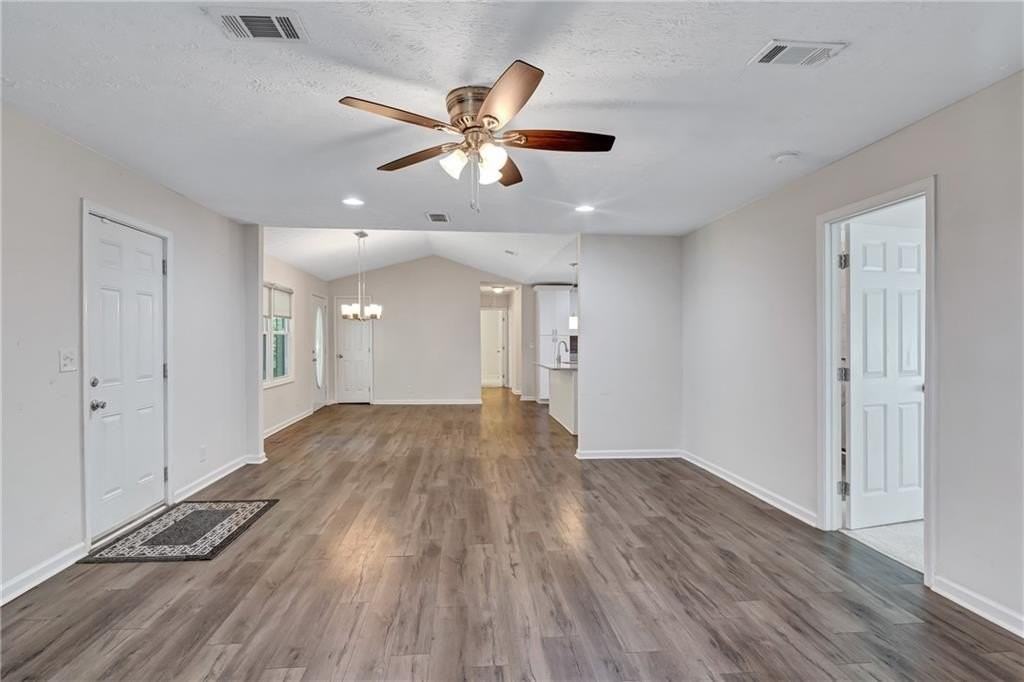 5772 Lilburn Stone Mountain Rd - Photo 5 of 42