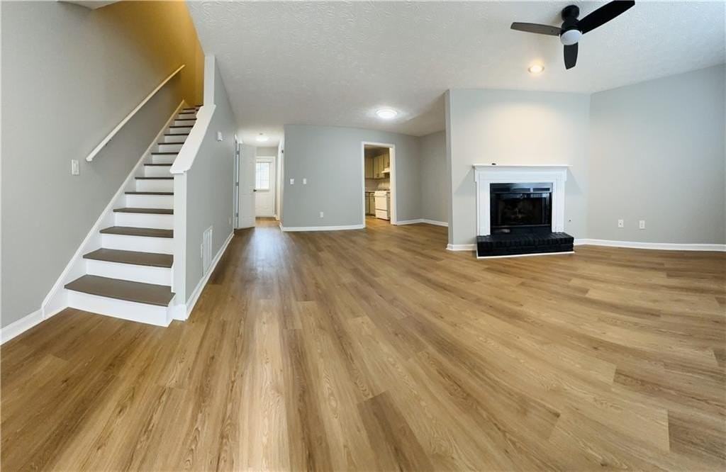1016 Kennesborough Rd Nw - Photo 3 of 35