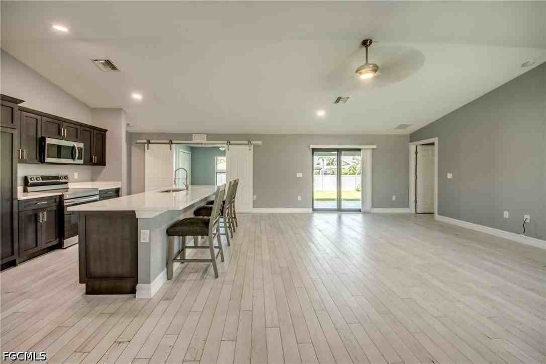12866 Iona Rd - Photo 2 of 21