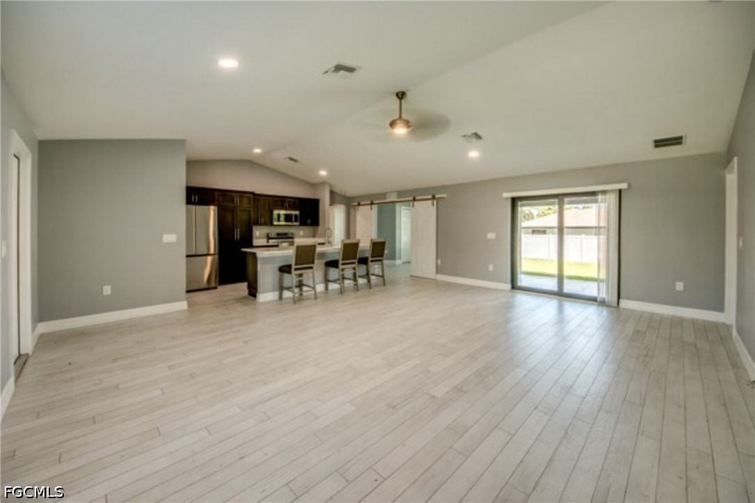 12866 Iona Rd - Photo 3 of 21