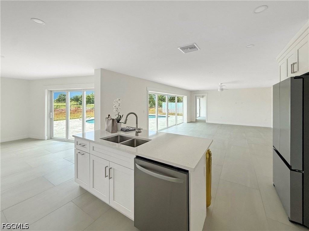 6950 Overlook Dr - Photo 6 of 17