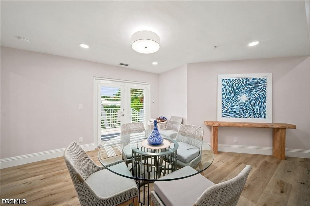 248 4th Ave S #D201 - Photo 6 of 41