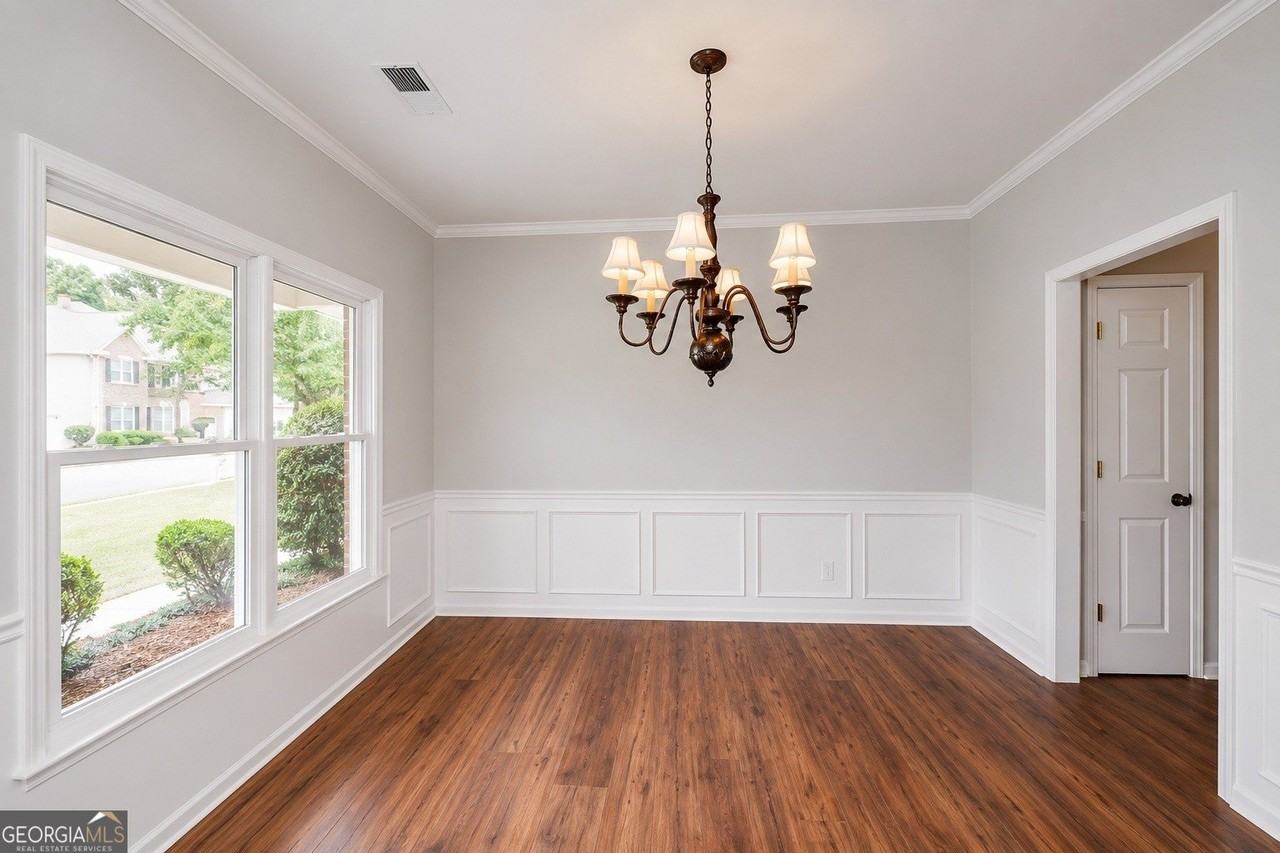 3380 Maple Terrace Dr - Photo 5 of 15