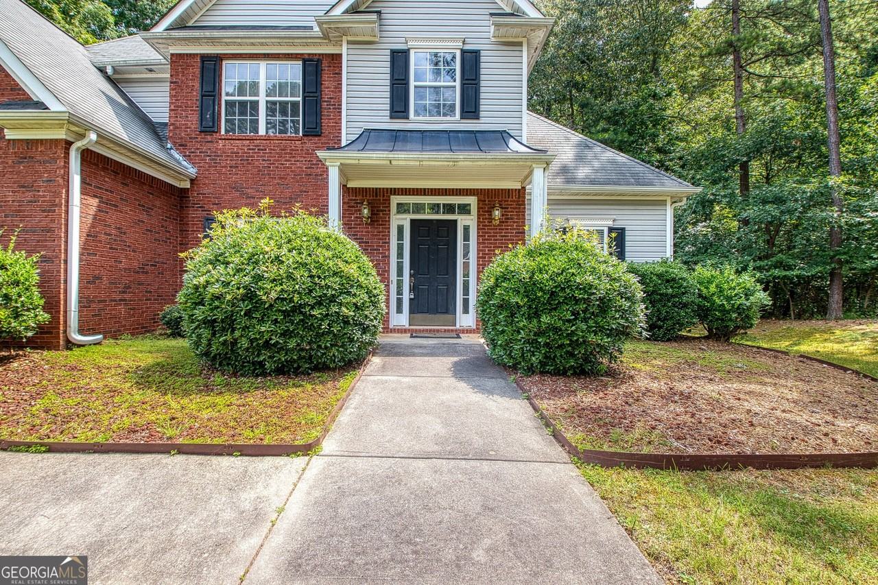 255 Squire Ln - Photo 6 of 50
