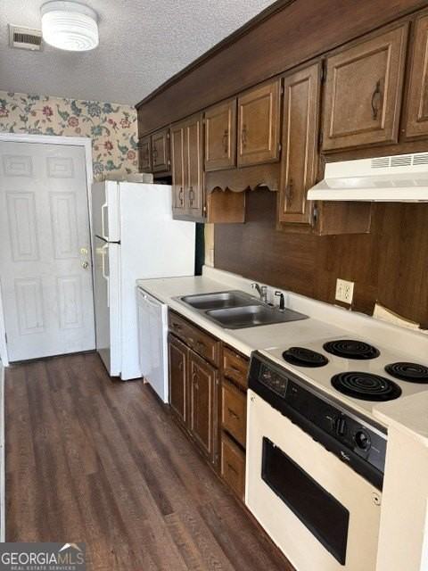 230 Lanier Dr #132 - Photo 3 of 8