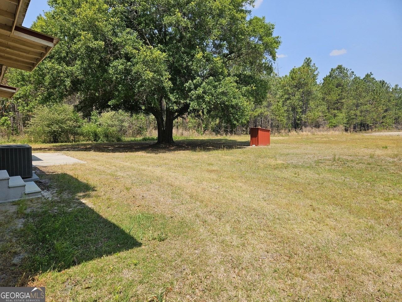 647 Buck Creek Rd - Photo 2 of 16