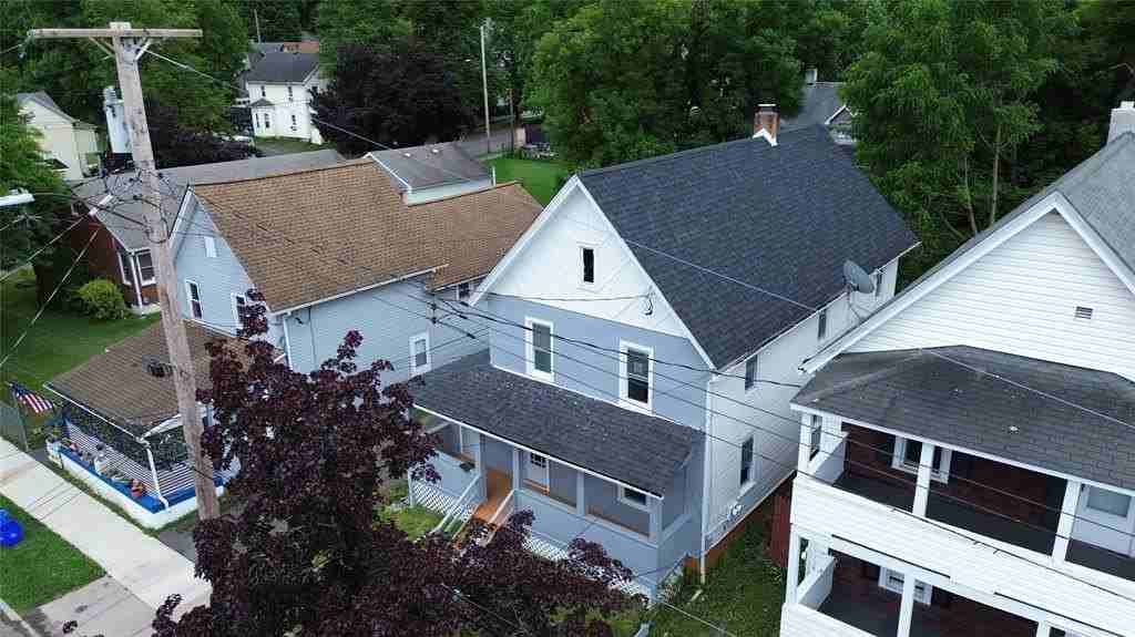 6 Evans St #2 - Photo 2 of 11
