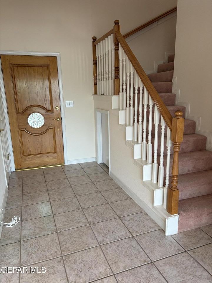 320 Avenida Mirador - Photo 4 of 29