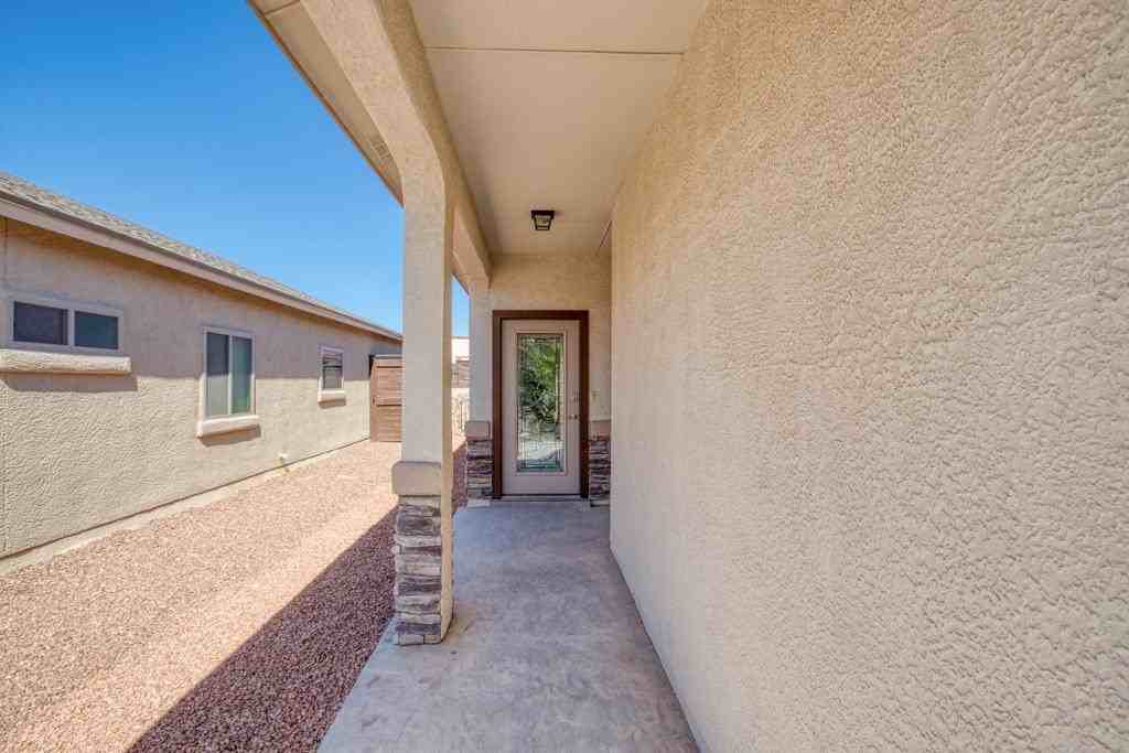 14191 Earl Chokiski Ave - Photo 4 of 37