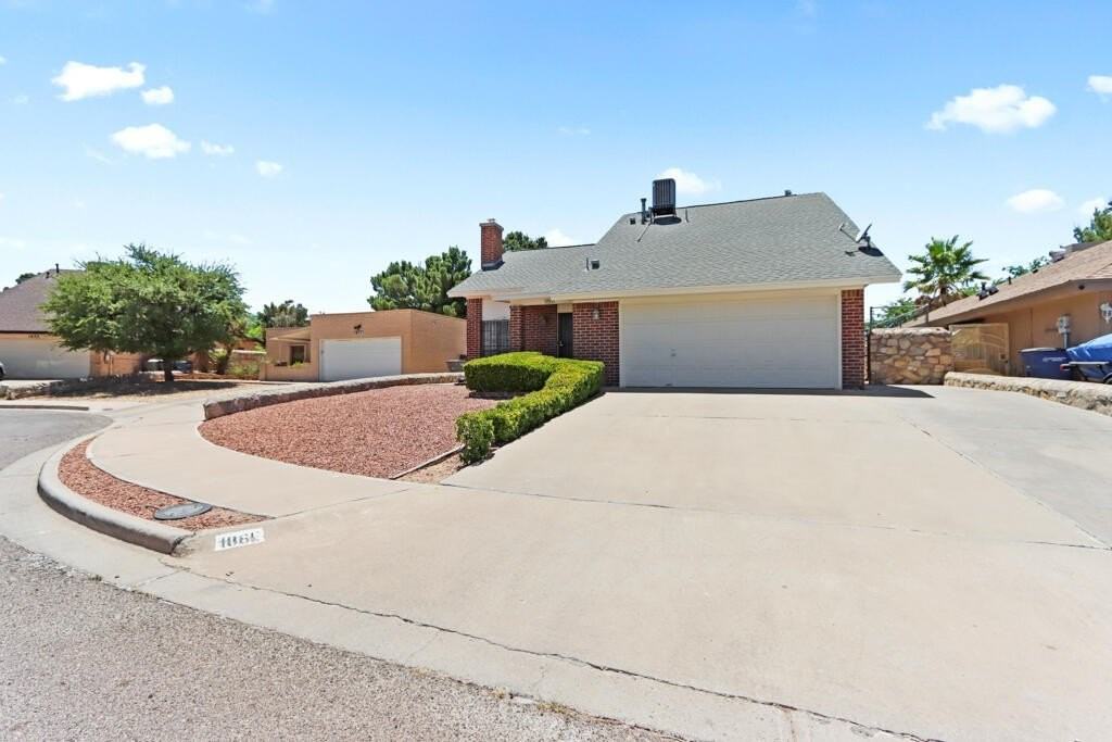 1861 Sonoma Pl - Photo 2 of 37