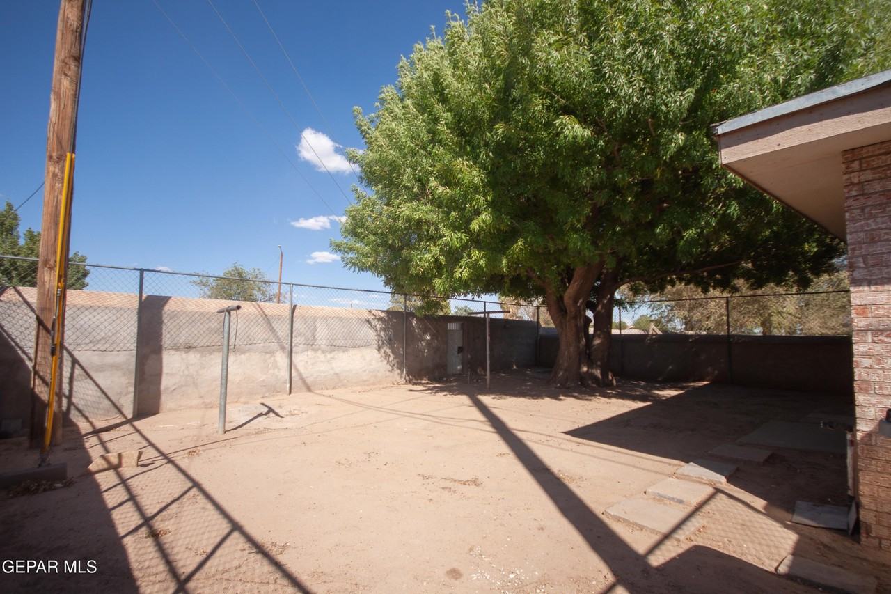 8153 Saint Andrew Ln #B - Photo 2 of 16