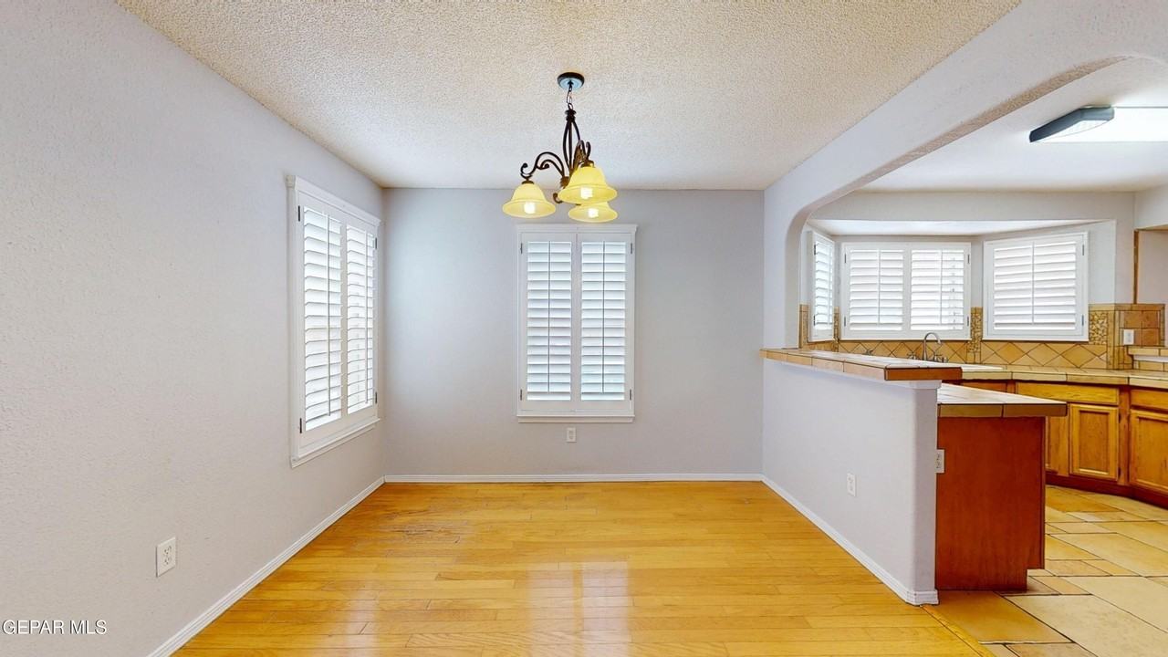 12528 Sun Empress Dr - Photo 5 of 48