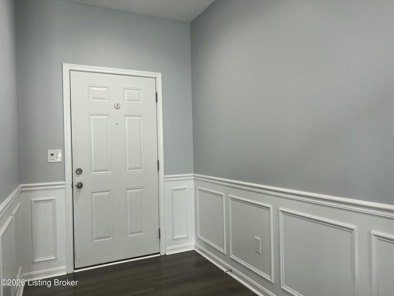 5057 Tealwood Dr - Photo 3 of 20