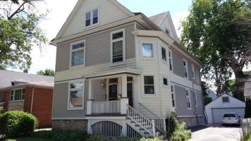 featured image of 83 E Quincy St #2