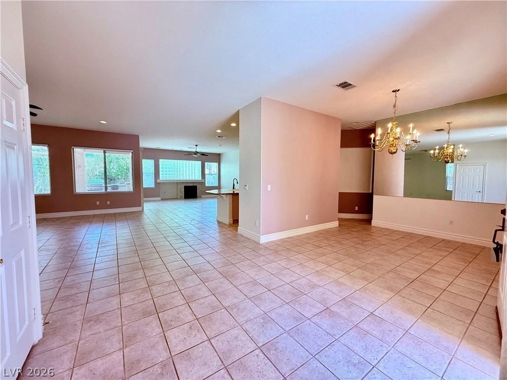 386 Apple River Ct - Photo 4 of 30