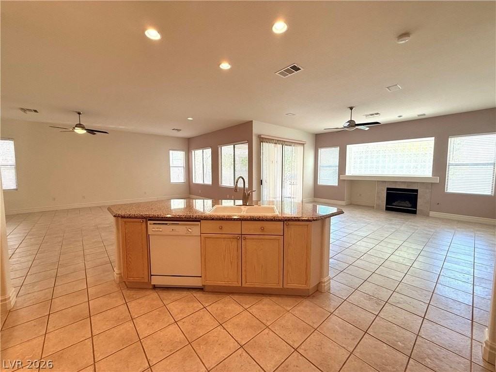 386 Apple River Ct - Photo 7 of 30