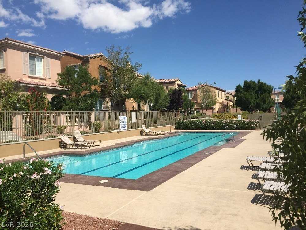 11318 Aragon Mist Ct - Photo 4 of 37