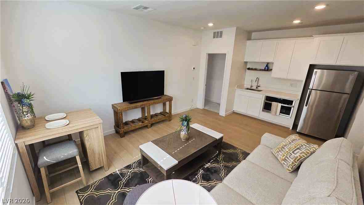 509 Arthur Pointe St #0 - Photo 5 of 12