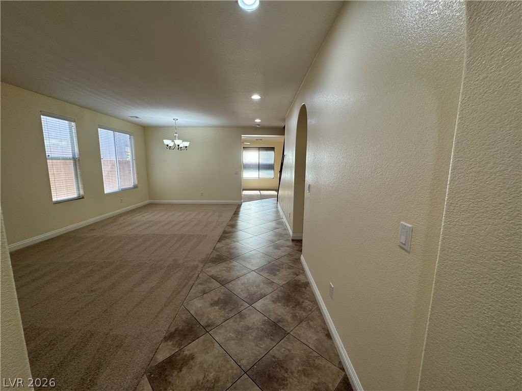 1333 Jamesbury Rd - Photo 7 of 43