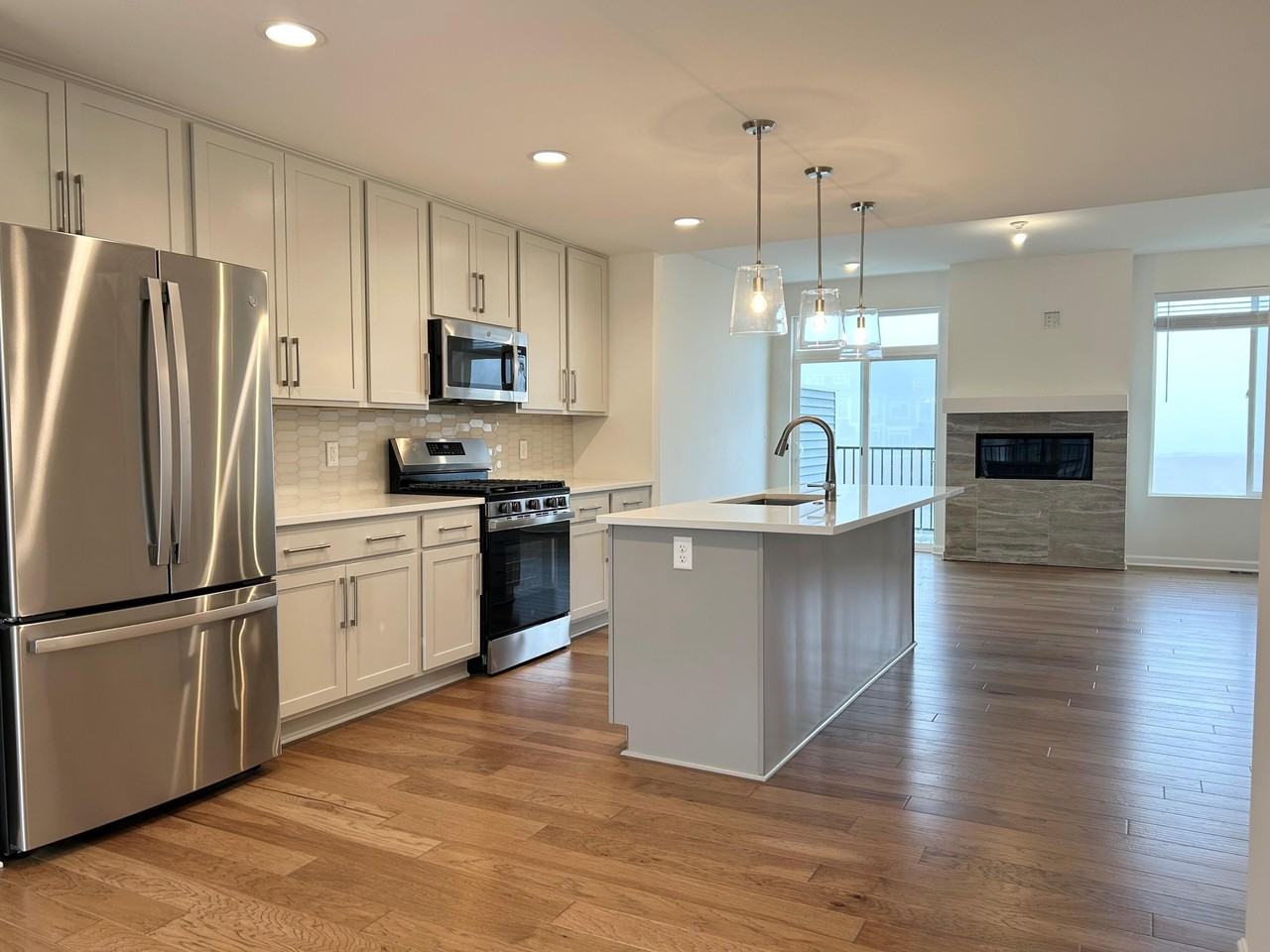 2776 Bristol Ridge Dr #37 - Photo 4 of 25