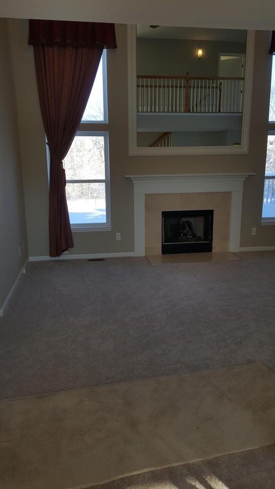2270 Hickory Point Dr - Photo 3 of 17