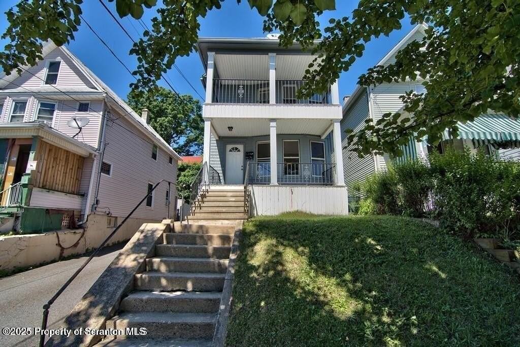 1515 Pine St - Photo 3 of 27