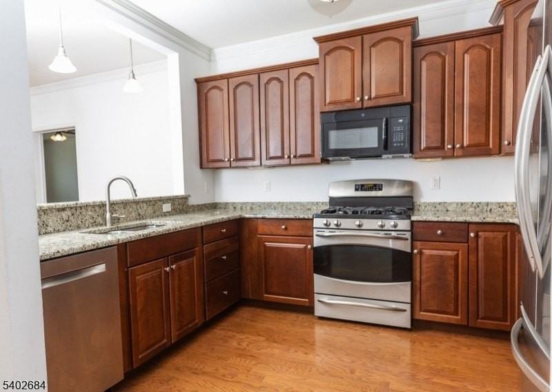 7113 Polk Dr #113 - Photo 3 of 24