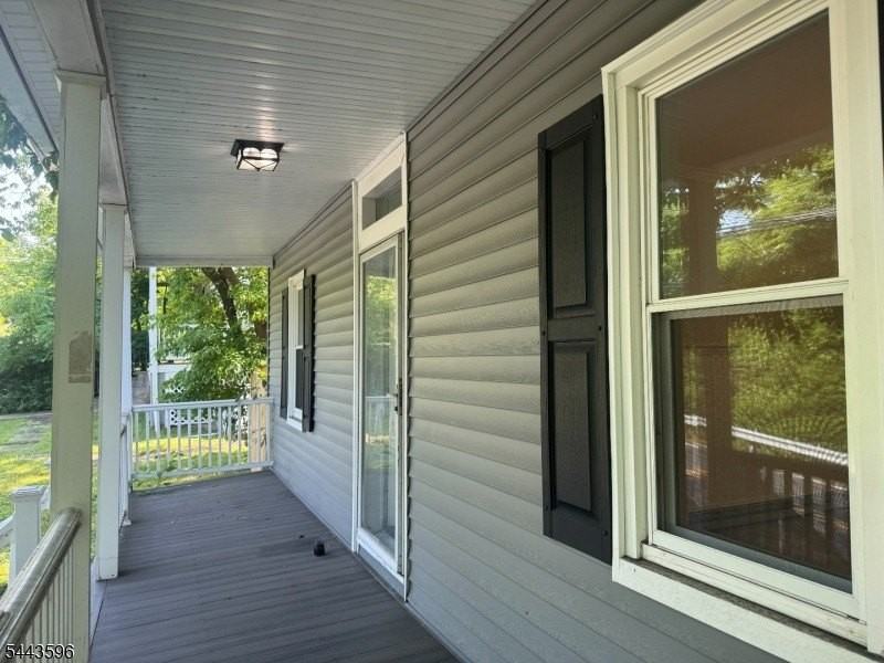 41 W Main St - Photo 2 of 18