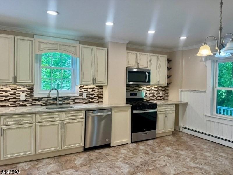 41 W Main St - Photo 5 of 18