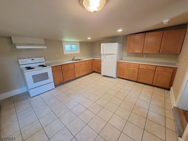 131 4th St #B - Photo 5 of 12