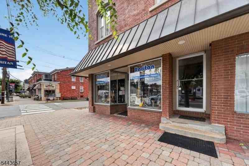 56 W Somerset St #1 - Photo 3 of 22