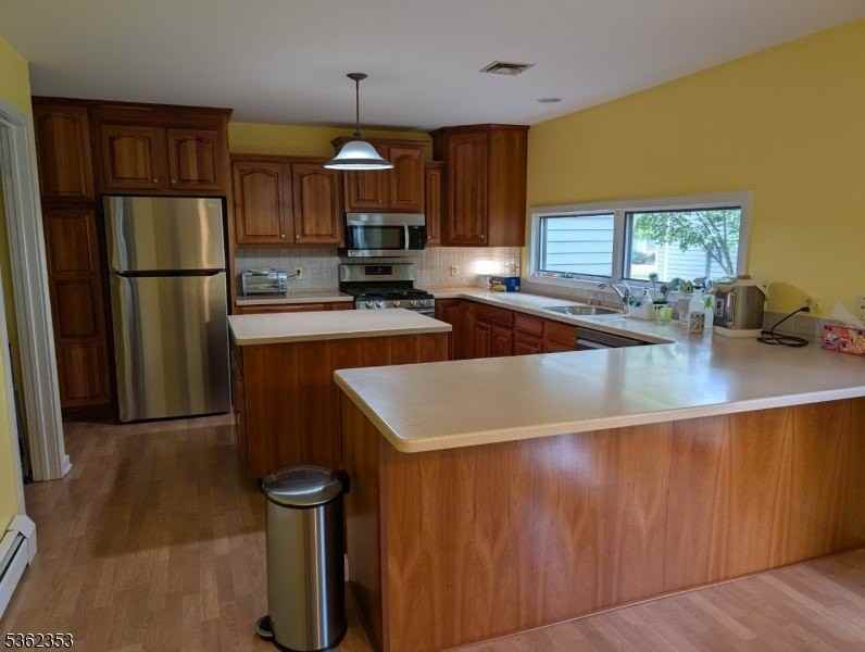 76 Stryker Ct - Photo 4 of 13