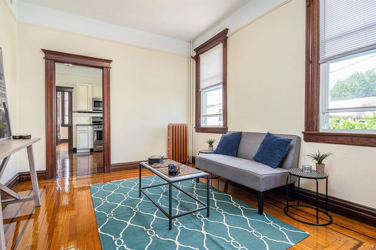 6415 Bergenwood Ave #1 - Photo 4 of 20